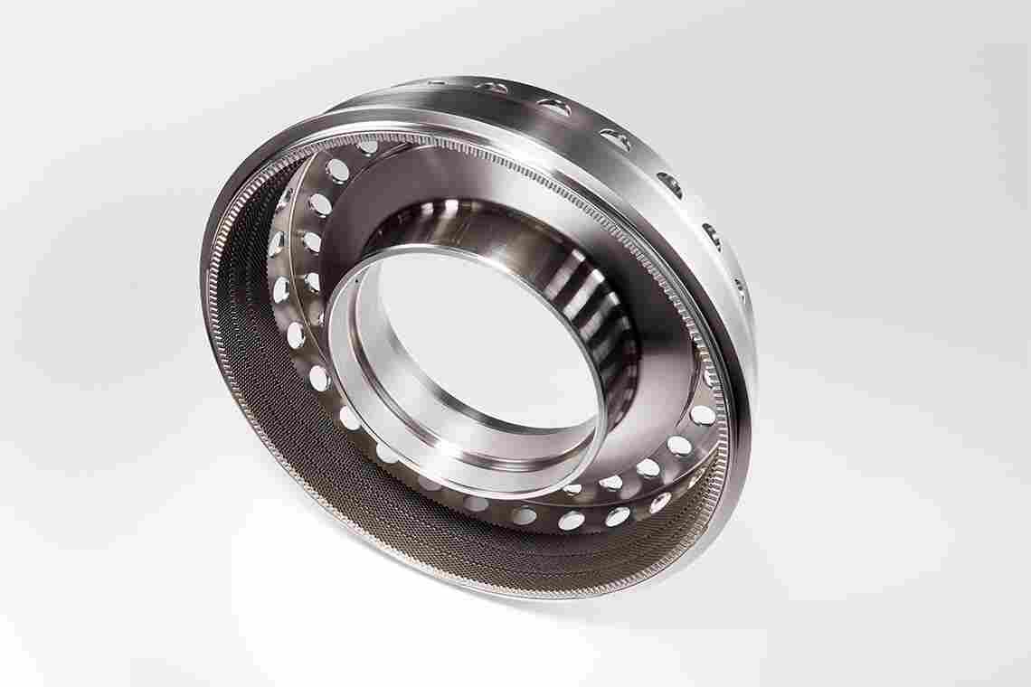 Prise de vue studio Oyonnax pièce métallique CURTIL